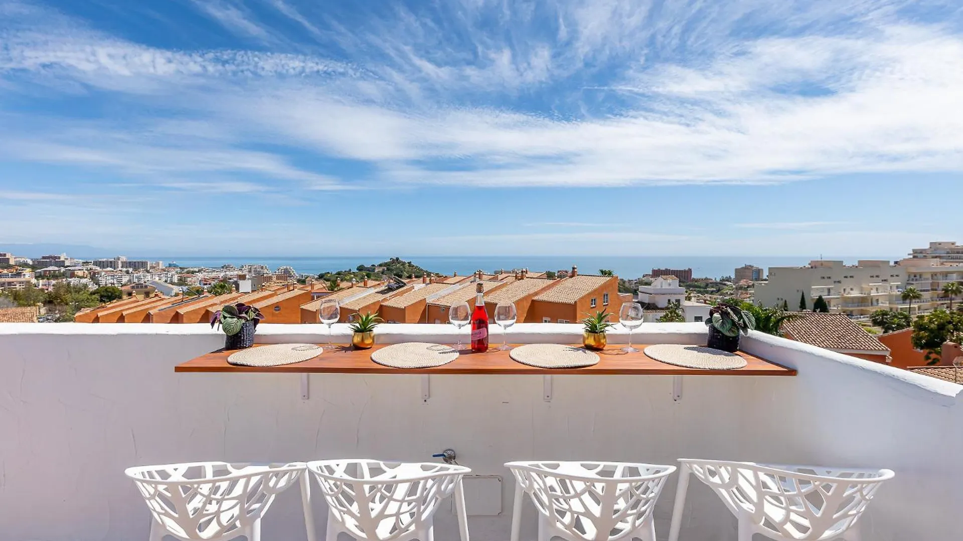 Apartment 797 Holiday Rentals - Espectacular Atico Con Vistas Para 6 Benalmadena